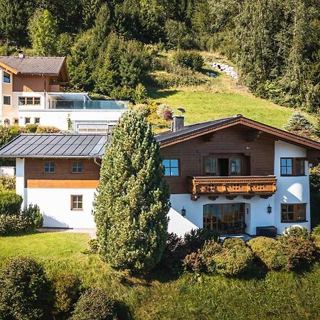Chalet Crown Of The Alps By We Rent Zell am See Exterior photo